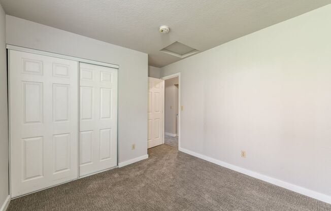 2 beds, 1 bath, $1,700