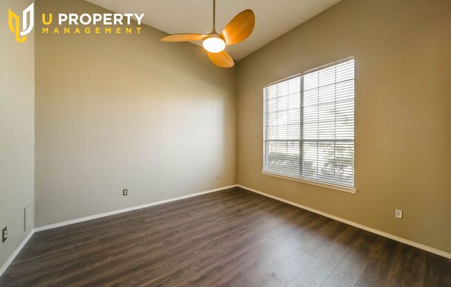 A Sweety Corner Home in Lewisville, Don't miss!!!