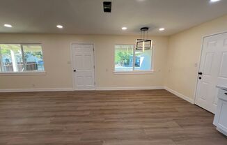 3 beds, 1 bath, $2,100