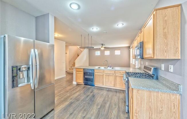 3BD/2.5BA | Open-Concept Living in Gated Cottages at Southern Hills