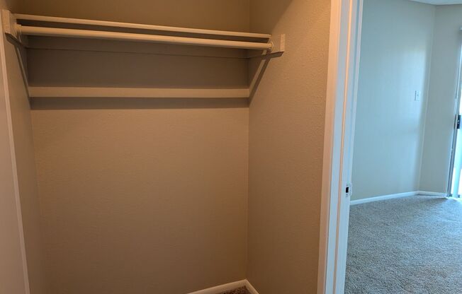 2 beds, 2 baths, 900 sqft, $1,425, Unit 223