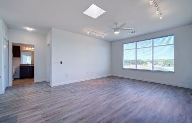 2 beds, 2 baths, 1,162 sqft, $1,795, Unit 3203