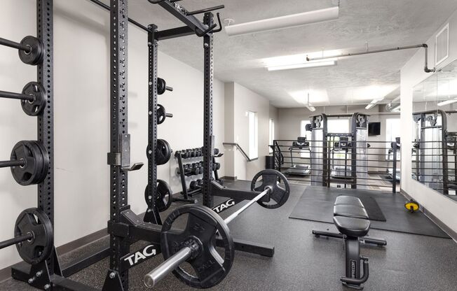 Studio, 1 bath, 458 sqft, $810, Unit 131