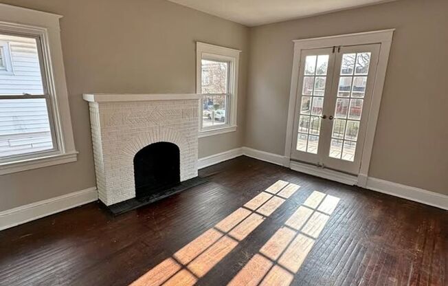 Fairview Ave 3924