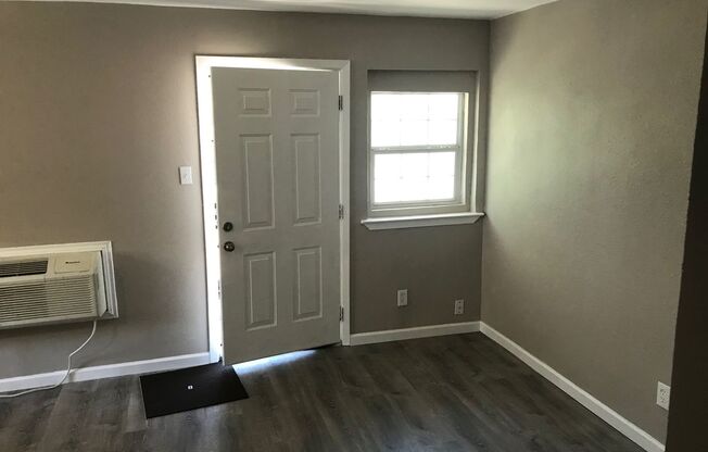 940 East Hattie Street