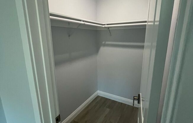 2 beds, 1 bath, 796 sqft, $2,350, Unit C-74