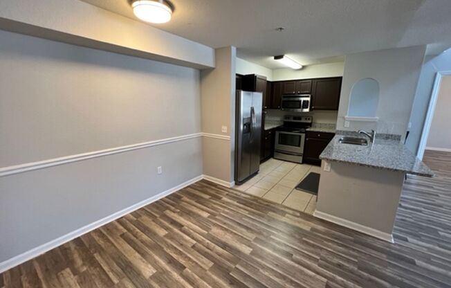 Spacious 2 bedroom, 2 bathroom with LOFT for rent in Montreux at Deerwood!