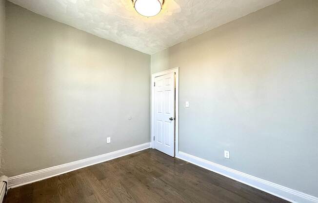 93 Grant Ave #2