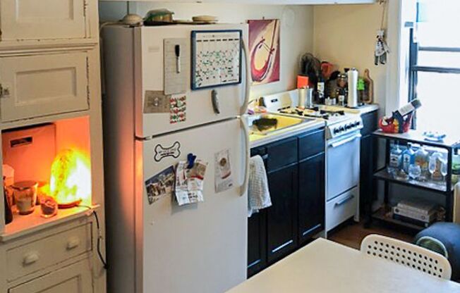 Studio, 1 bath, 350 sqft, $1,185, Unit 1948-2U