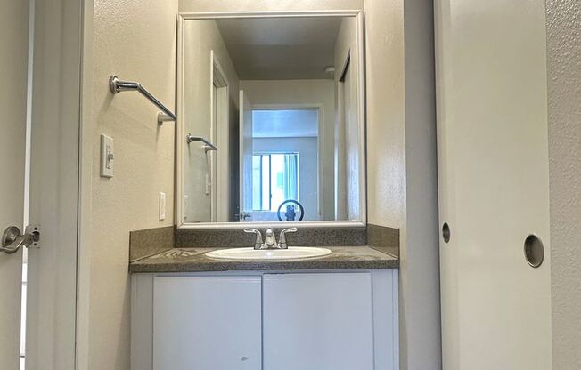 1 bed, 1 bath, $1,395, Unit 223