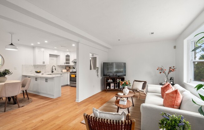 110 Coolidge Hill Rd
