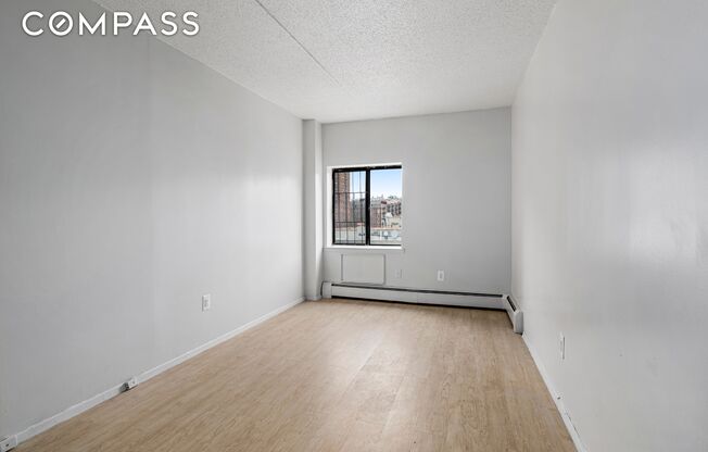 1 bed, 1 bath, $2,700, Unit LD