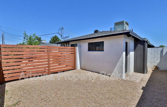4150 N 25 ST