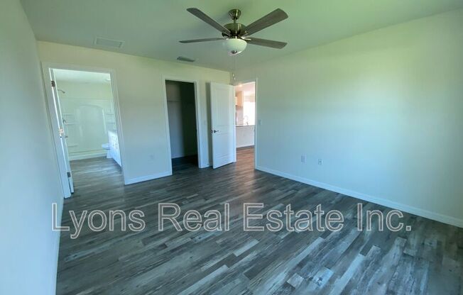 22 NW 25 ST