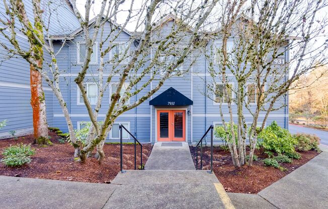 Charming 2-Bedroom, 2-Bathroom Upstairs Unit Near Multnomah Village