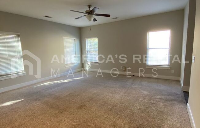 4 beds, 2.5 baths, $1,750