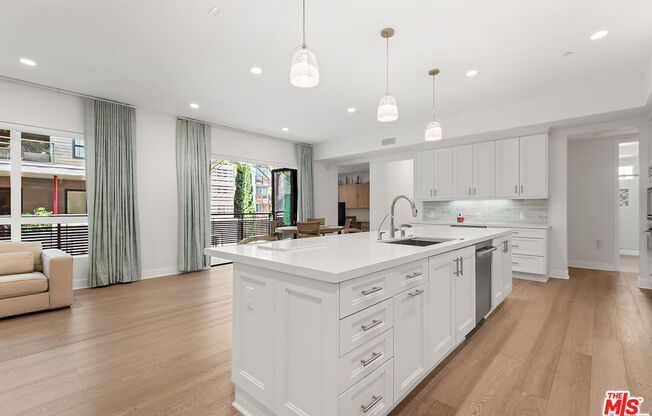 12763 SHELL PL