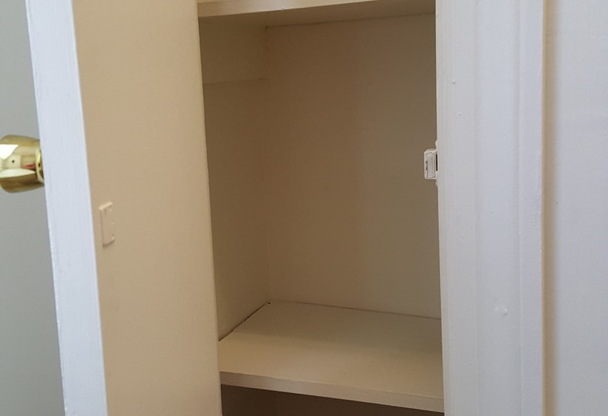 2 beds, 1.5 baths, 825 sqft, $1,800, Unit 125