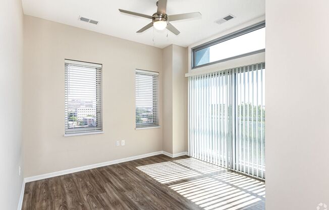 2 beds, 2 baths, 1,176 sqft, $1,729