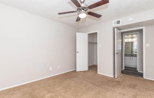 2 beds, 2 baths, 927 sqft, $1,085