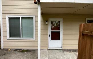 2 beds, 1 bath, 900 sqft, $1,625, Unit 2