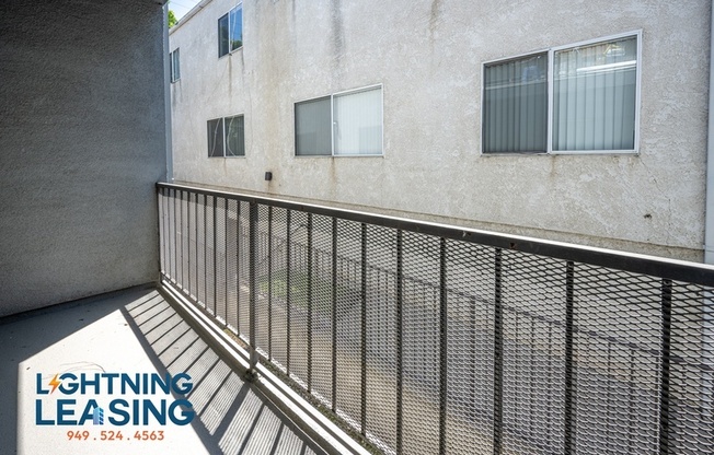 14200 VICTORY BLVD