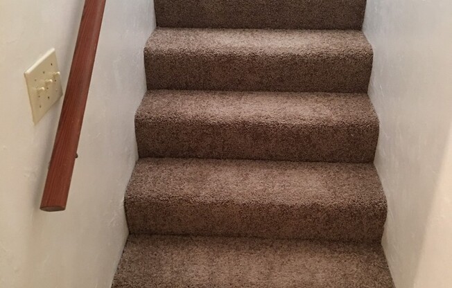 3 beds, 2.5 baths, 1,208 sqft, $1,800, Unit CW1006