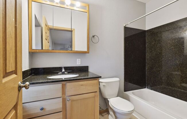 Studio, 1 bath, 650 sqft, $849