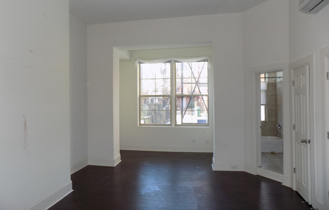 Studio, 1 bath, 1,200 sqft, $1,200, Unit 1038-1B