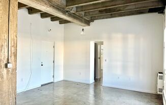 1 bed, 1 bath, 620 sqft, $1,950, Unit 34