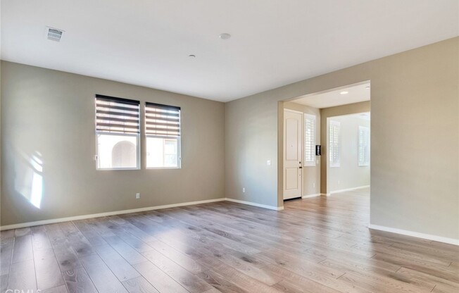 4959 CAMARILLO LN