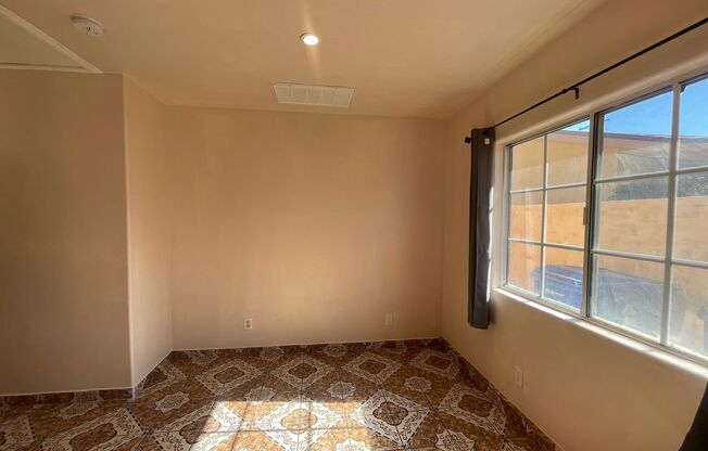 Charming and Inviting 1-Bedroom ADU in Canoga Park! MOVE IN READY!