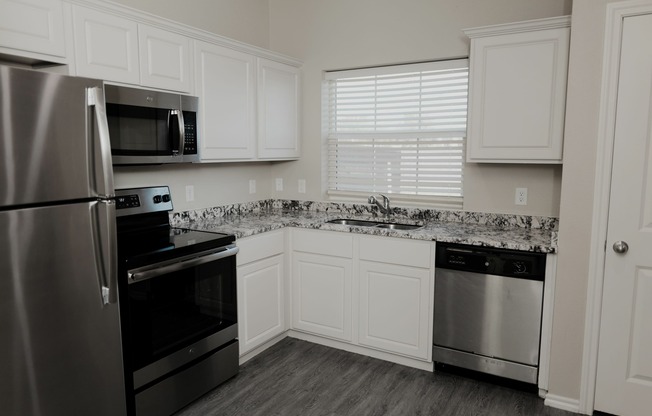 Crest at Cooper Apartments, Lubbock, Texas