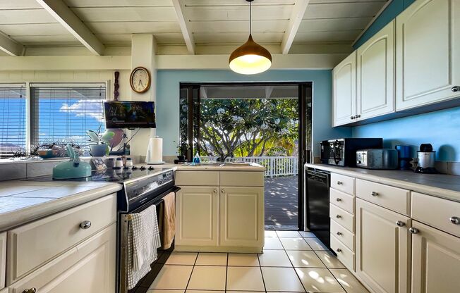 Furnished Wailae Nui Ridge Home with Direct Ocean Views and A/C