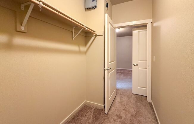 2 beds, 2 baths, 1,090 sqft, $1,600, Unit 501-05