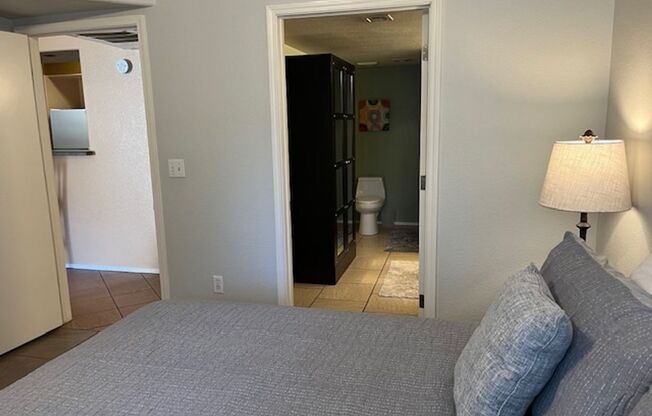 1 bed, 1 bath, $1,600