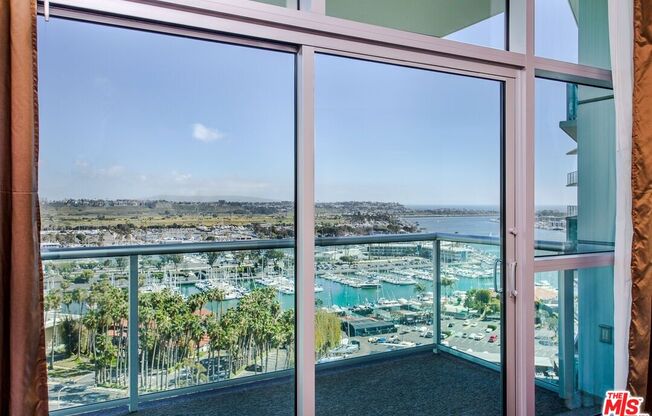 3 beds, 3.5 baths, 2,099 sqft, $10,000, Unit 1822