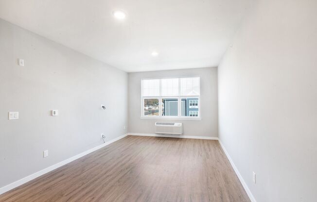 2 beds, 2 baths, 1,097 sqft, $2,350, Unit 3307