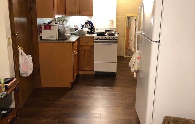 1 bed, 1 bath, 600 sqft, $1,335, Unit 2