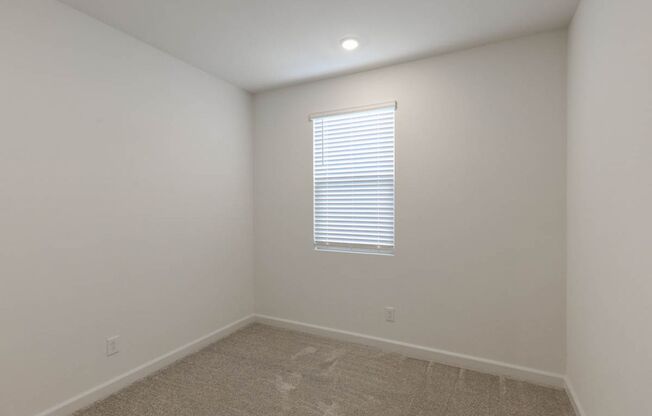 3 beds, 3.5 baths, $2,650