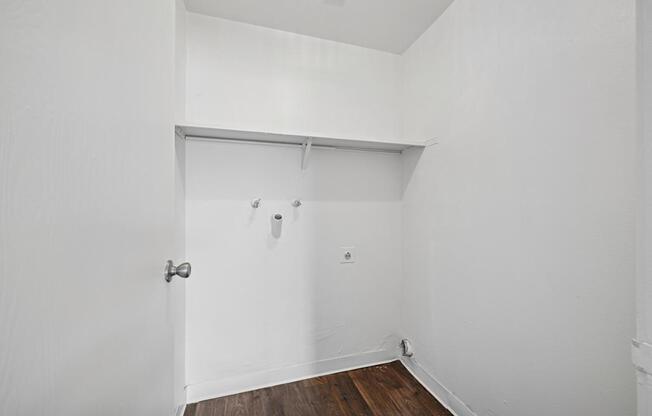 Reflections at Cherry Creek in Aurora, CO Washer and dryer connections