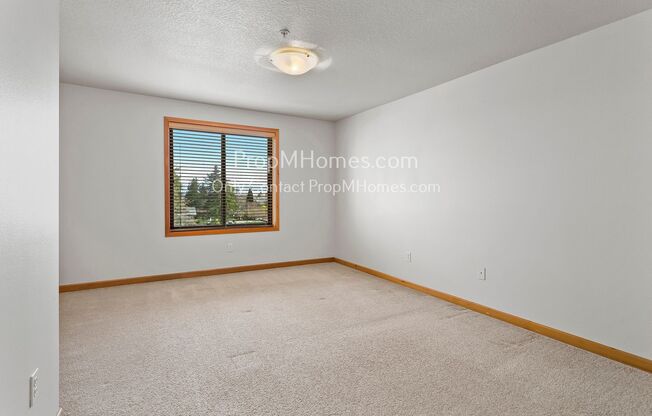 Stylish and Spacious Two-Bedroom Rental in Historic Downtown Gresham!