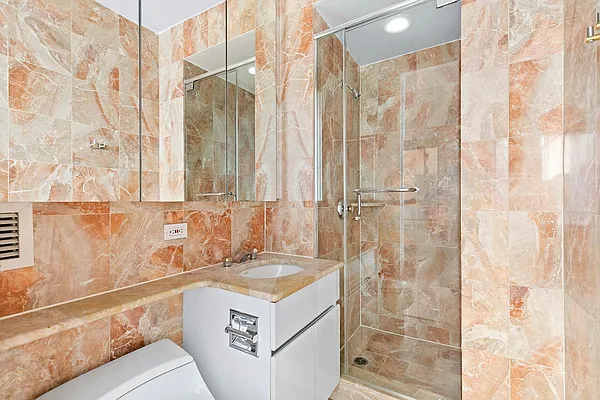 Studio, 1 bath, $7,700, Unit 25B