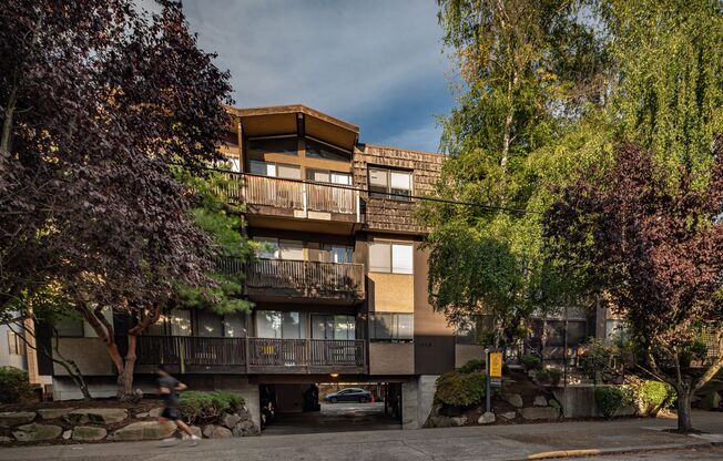 6568 4th Ave NE #38