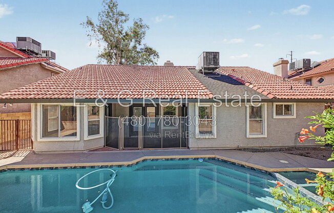 3 beds, 2 baths, 1,930 sqft, $2,750