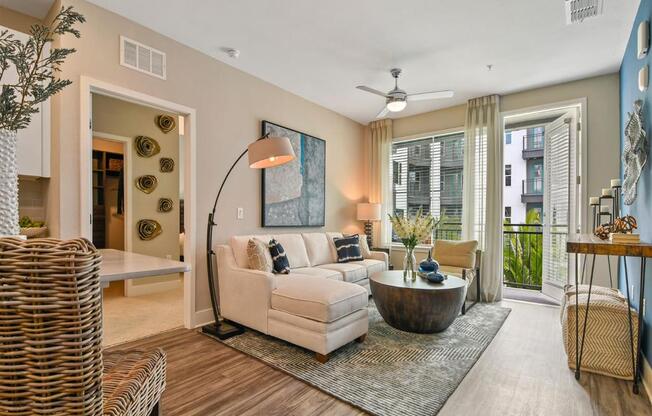 Living Room With Balcony at Berkshire Winter Park, Winter Park, FL, 32789