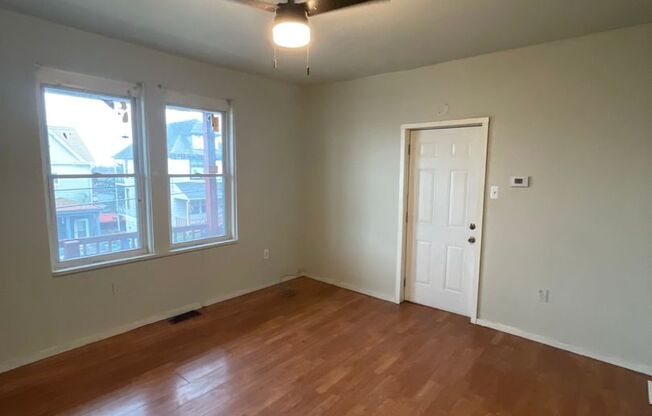 1 bed, 1 bath, $800, Unit Unit 1