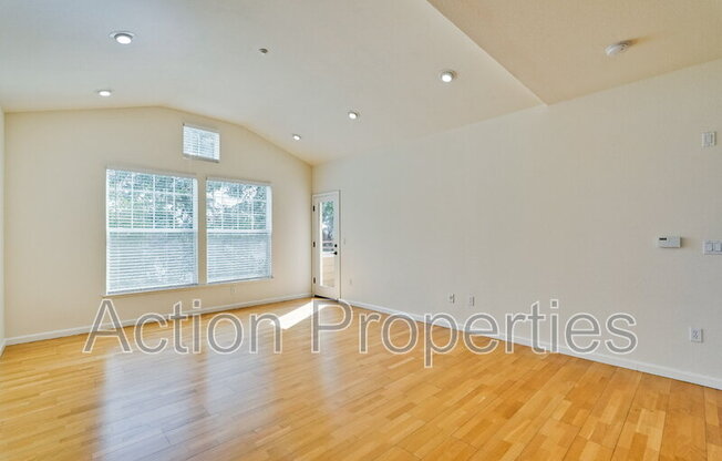 604 S FAIR OAKS AVE
