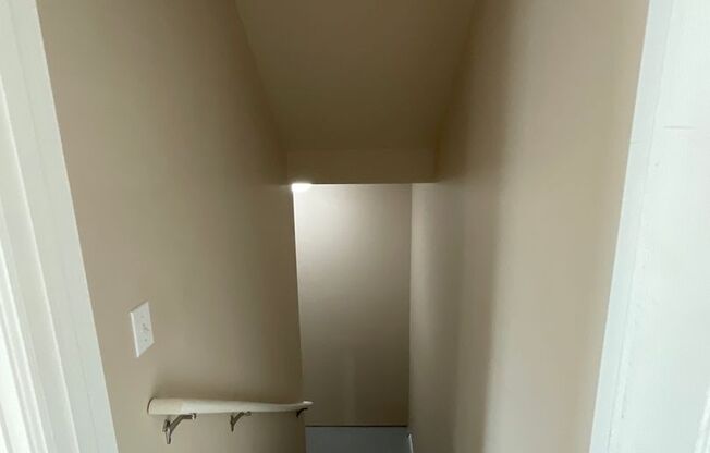 4 beds, 3 baths, $2,550