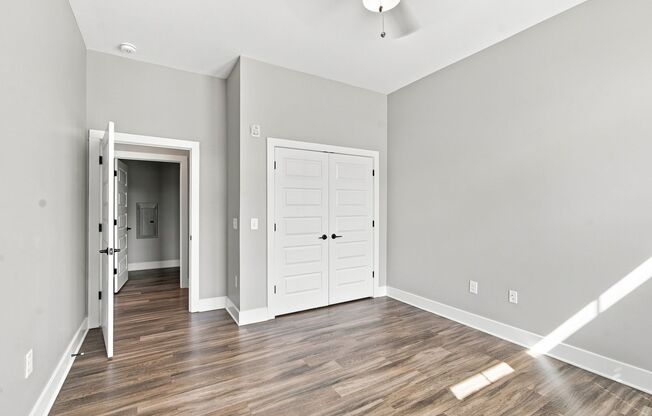 2 beds, 2 baths, 1,140 sqft, $1,715, Unit 400